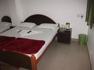 Surya Residency Paying Guest House - Varanasi — Photos 3